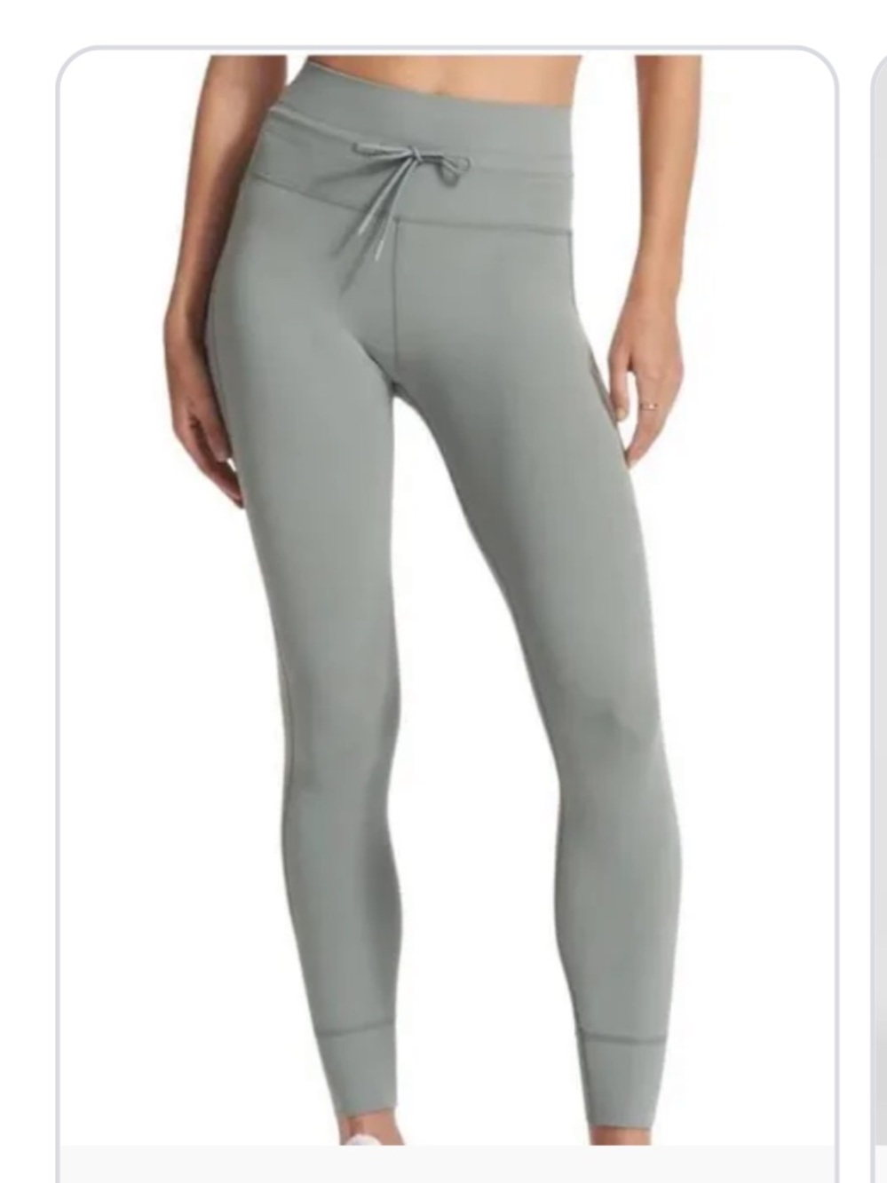Vuori Daily Leggings in Sage Green 🍃